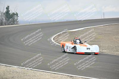 media/Jan-26-2025-CalClub SCCA (Sun) [[cfcea7df88]]/Group 6/Race/